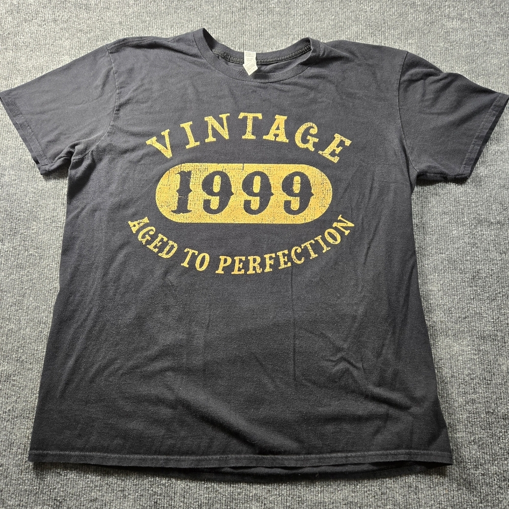 Vintage 1999 Graphic T-Shirt Size XL